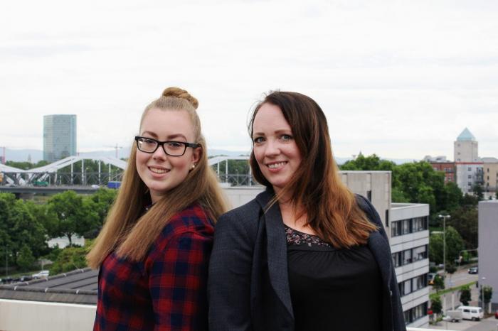 Tamara Job und Stefanie Külbs sind die neuen Azubis der BKK Pfalz